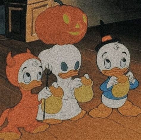 Vintage Halloween Aesthetic Wallpaper