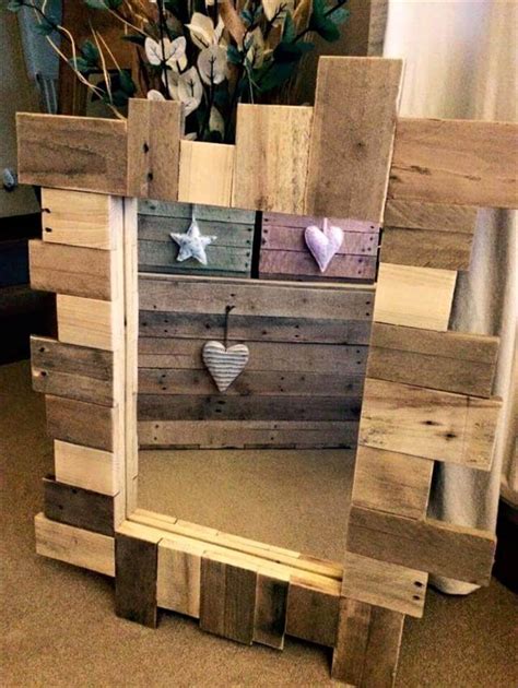 47+ Pallet Mirror Ideas Background