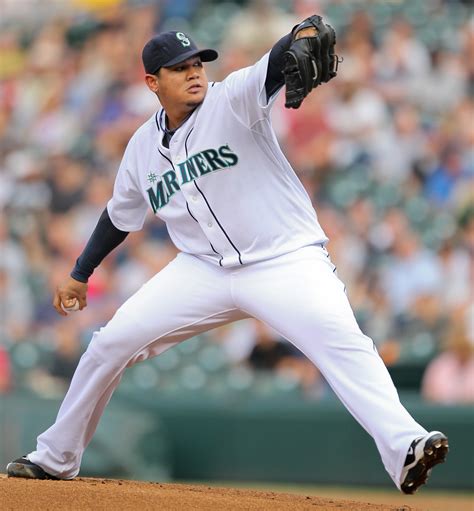 Felix Hernandez Wins AL Cy Young Award: 10 Reasons King Felix Is ...