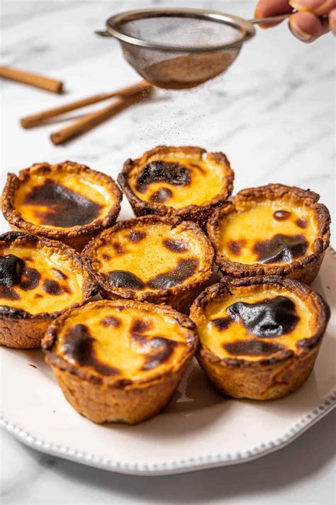 Pastel de Nata Recipe (Portuguese Custard Tarts) - Spanish Sabores