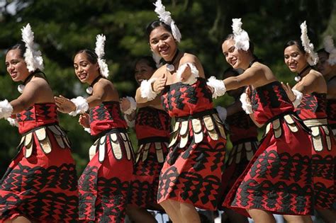 Épinglé sur Polynesian Dance