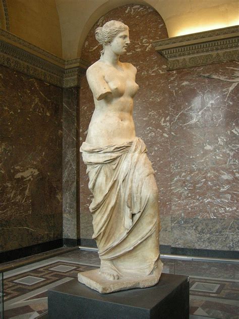 Venere di Milo 02 - Aphrodite - Wikipedia | Statue, Hellenistic period ...