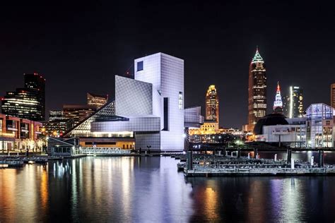 Skyline on a clear night. : Cleveland