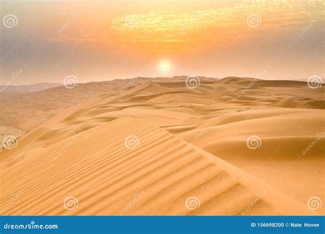 Arabian Desert Sunset Expansive Sand Dunes Stock Photo - Image of ...