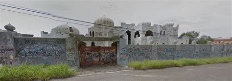 The abandoned mansion of Amado Carrillo Fuentes : narcos