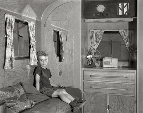 Shorpy Historical Picture Archive :: Little Boy Blue: 1941 high ...