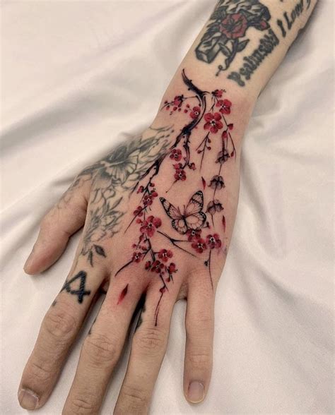 Sakura tattoo | Creative tattoos, Tattoo designs, Pretty tattoos