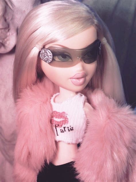 @yunglexbby | Bratz girls, Bratz doll outfits, Pastel pink aesthetic