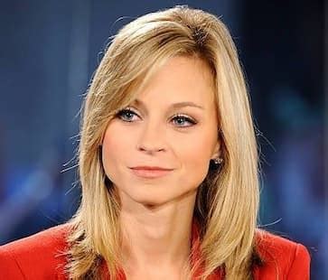 Courtney Reagan Bio, Age, Family, Husband, Nationality, CNBC, Salary