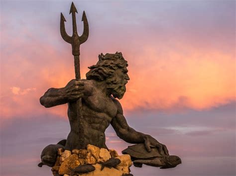 Neptune Statue Virginia Beach, 21 Beautiful Adventurous Things To Do In ...