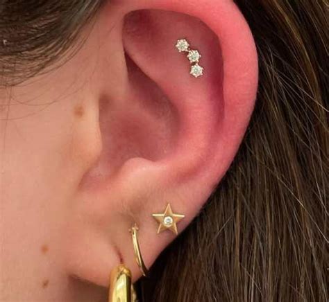 20 Best Minimalist Ear Piercing You Should Try