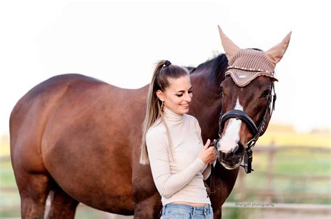 Equine photography tips and pre session information