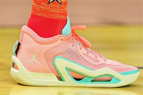 Jayson Tatum: Jayson Tatum x Jordan Tatum 1 “Pink Lemonade” shoes ...