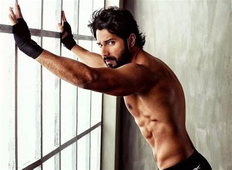 Varun Dhawan flaunts chiselled physique in latest…