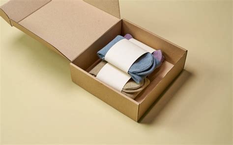 8 Best Clothing Packaging Ideas to Stand Out | ECB