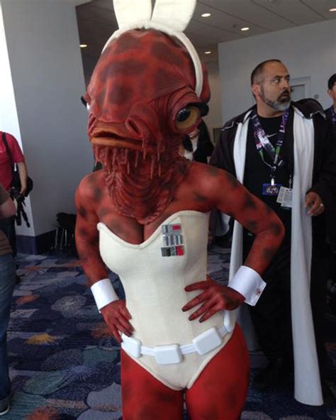 Sexy Admiral Ackbar Cosplay From Star Wars Celebration — GeekTyrant