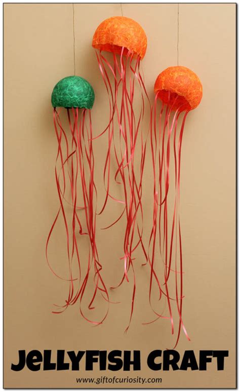 Jellyfish craft for kids - Gift of Curiosity