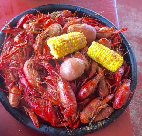 BLUE WATER SEAFOOD RESTAURANT, Houston - Menu, Prices & Restaurant ...