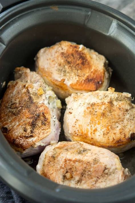 Slow Cooker Apple Stuffed Pork Chops | Recipe | Slow cooker pork chops ...