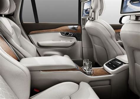 2017 Volvo XC90 interior, leather back seats