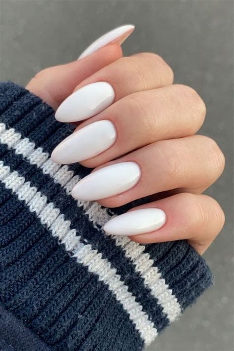 50 + White Nail Ideas - the gray details | Lifestyle Blog