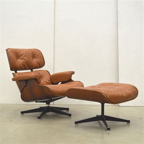 For sale: Lounge chair by Charles & Ray Eames for Herman Miller, 1960s ...