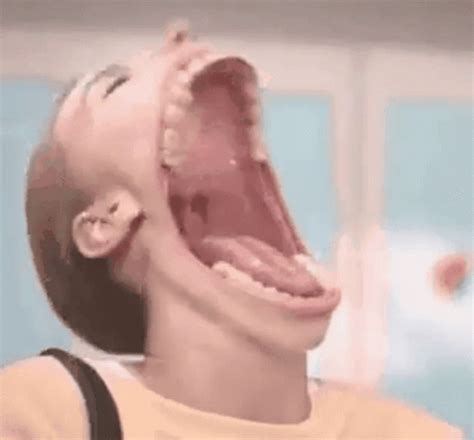 Laughing Big Mouth No Teeth GIF | GIFDB.com