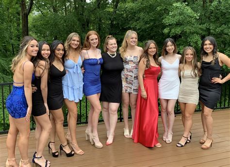 Conard High School Senior Prom: Photo Gallery - We-Ha | West Hartford News