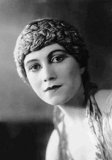 captivating ballerina Olga Khokhlova born June 17 (1891 - 1955) Olga ...