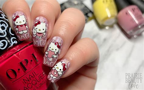 Hello Kitty Nails With Bow