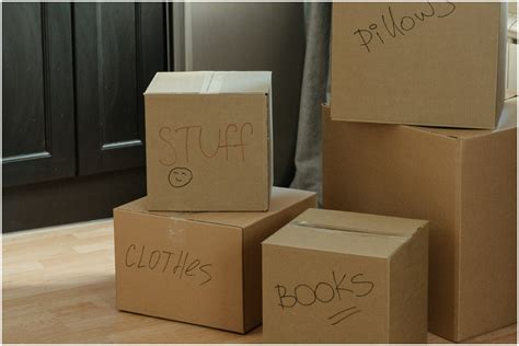 How Many Boxes Do I Need to Move? | Redfin