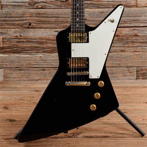 Gibson Explorer Black 1976 – Chicago Music Exchange