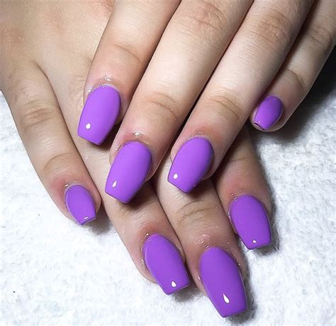 Simple purple nails - rytedeluxe