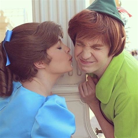 Wendy is finally getting to show him what a kiss is | Peter pan disney ...