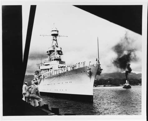 CV-16 - “USS Louisville (CA-28) arrives at Pearl Harbor,...