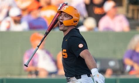 PHOTOS: Tennessee baseball wins NCAA Tournament game versus Charlotte