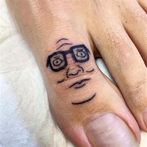 Funny Small Toe Tattoo Funny Small Tattoos, Small Pretty Tattoos ...