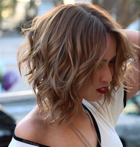 10 Stylish Medium Bob Haircuts for Women - PoP Haircuts | Choppy bob ...