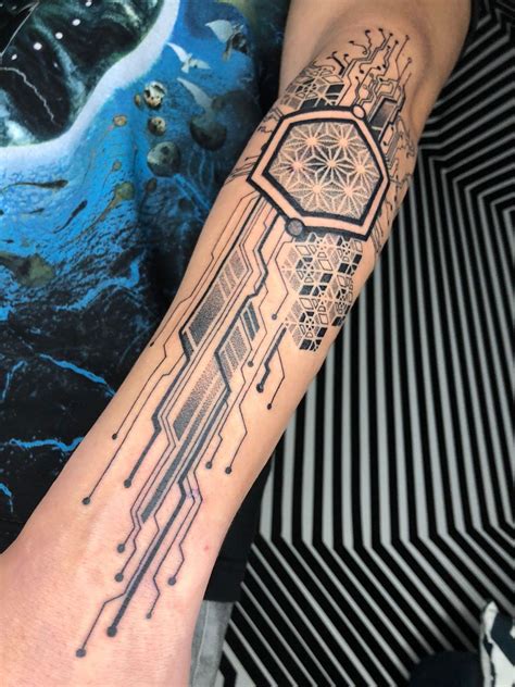 Abstract Circuits | Cyberpunk tattoo, Electronic tattoo, Circuit tattoo