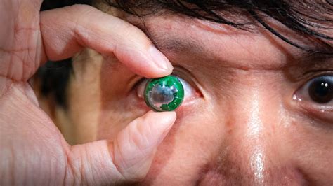 Hands-On with Mojo Augmented Reality Contact Lens! - YouTube