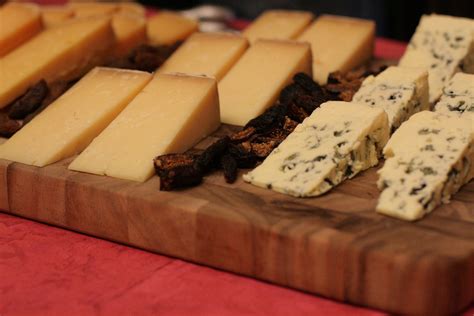 20 Fancy and Delicious Cheeses – Infinite World Wonders