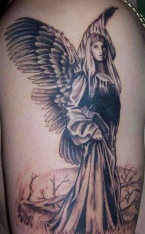 Gothic Tattoos With Wing Designs | TatRing