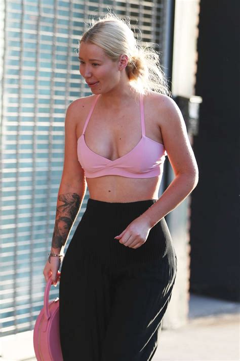 Iggy Azalea Leaves Body Electric tattoo shop in Los Angeles | GotCeleb