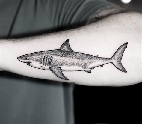 Shark tattoo by Sebastian Echeverria | Photo 27342