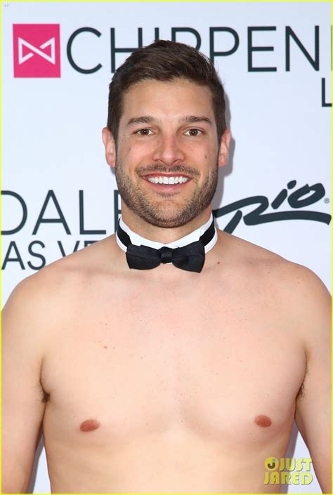 Photo: garrett yrigoyen becca kufrin chippendales shirtless 09 | Photo ...