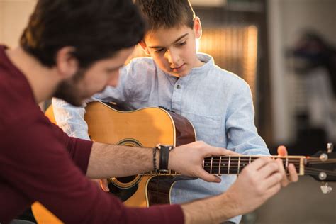 Guitar Lessons Near Me | Tempo School of Music | Houston Music School