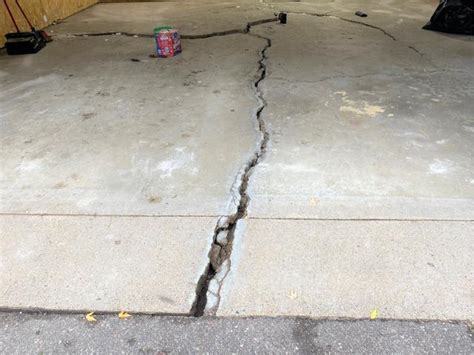 DBS Before & After Photo Set - Cracked and Unlevel Garage Slab in Saint ...