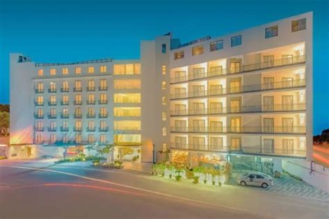 Hotel in Madhapur, Hitech | HOTEL DECCAN SERAI