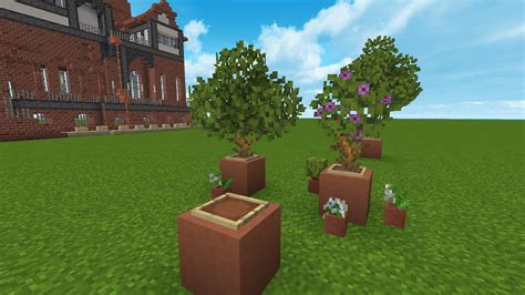 A terracotta block with an item frame on top looks like a big flower ...