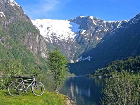 Balestrand Active in Summer - Balestrand of Norway